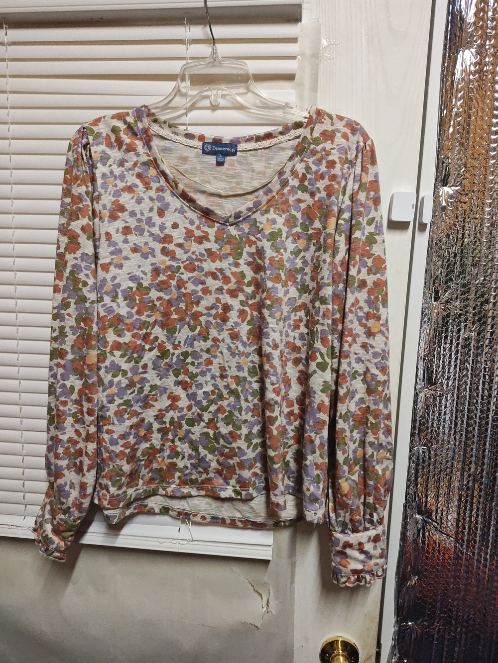 Democracy Long Sleeve Floral Print V-Neck Top in Cream, Rust, Olive & Lavender